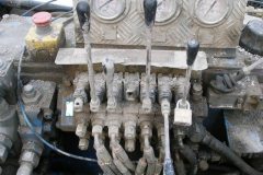 Výměna hydraulického rozvaděče