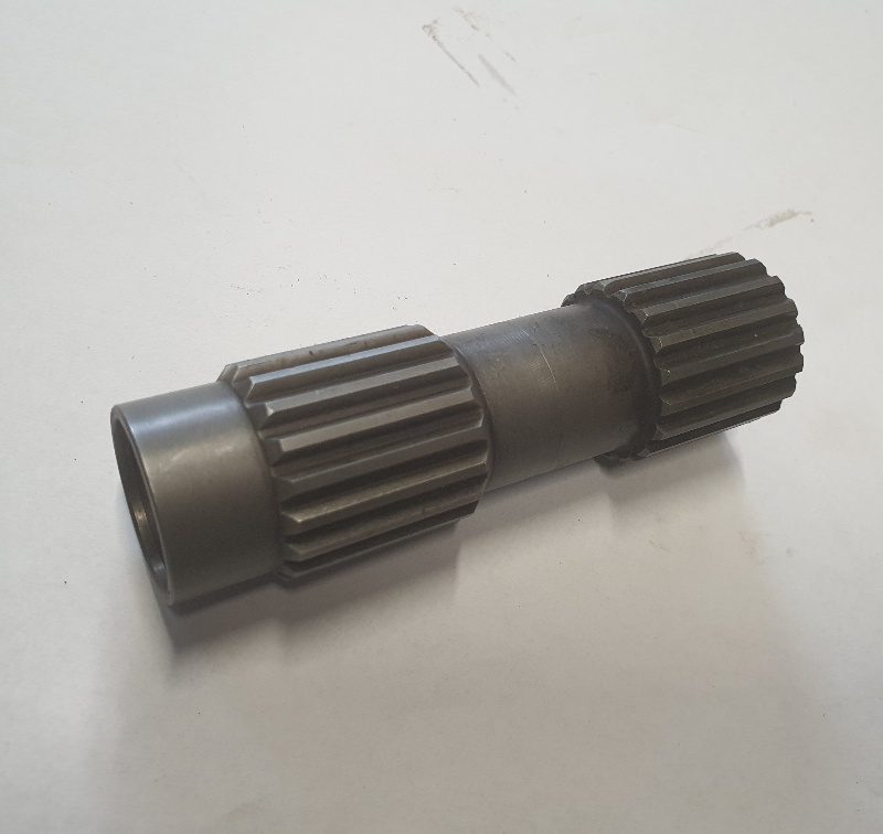 Řadící hřídel přídavné převodovky Wirth B1A